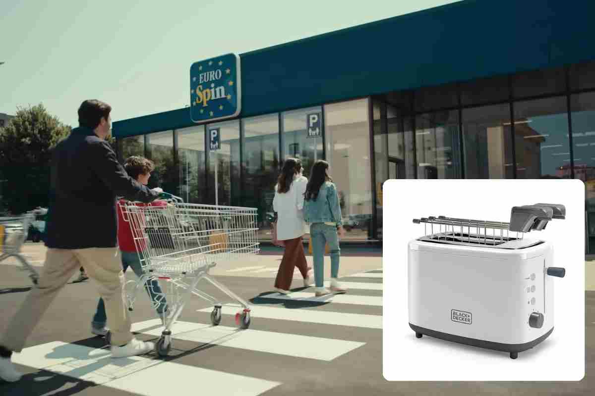 clienti da eurospin e nel riquadro il tostapane